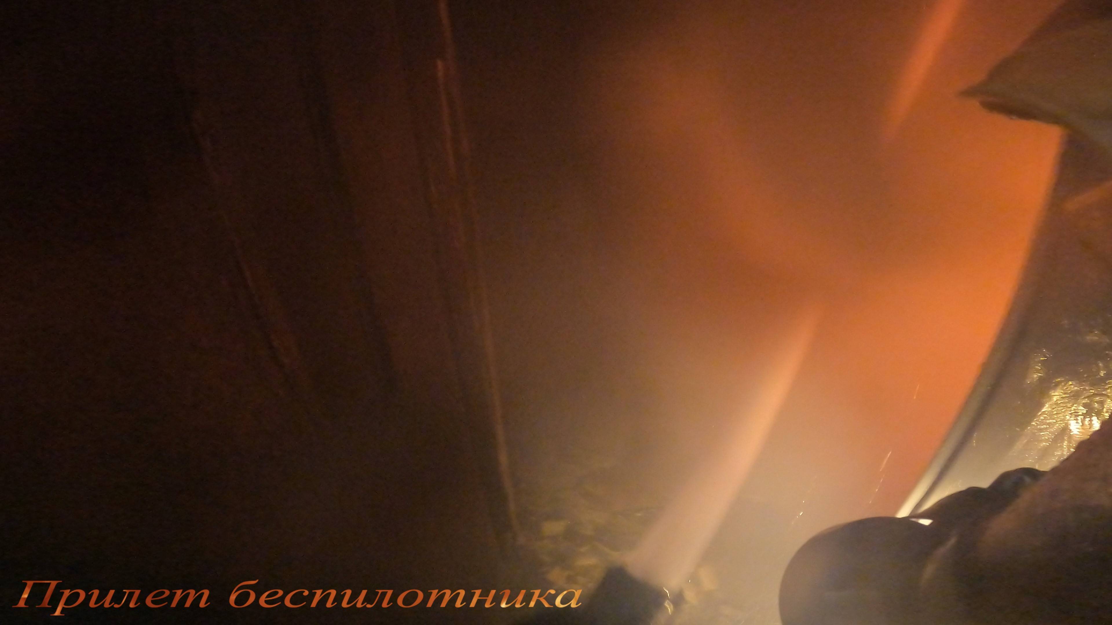 Пожар№13:разрушено пол дома,пожары в нескольких квартирах,эвакуация людей смотреть онлайн