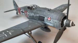 Истребитель Fw190 A-8. Бумага, сборка.