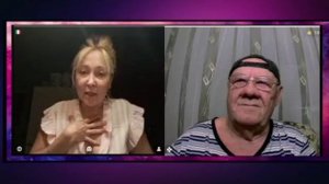 Коня на скаку остановит.