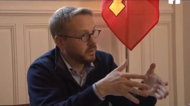 "Комментарии..." с Жамбы Жусубалиевой: Швейцарская демократия смотреть онлайн