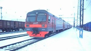 Электропоезд ЭД9М-0034. Покатушки от моста через Обь до Алтайской+отправление.