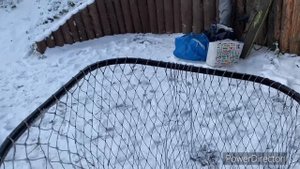 А за городом уже зима. 10 кг форели наловили.