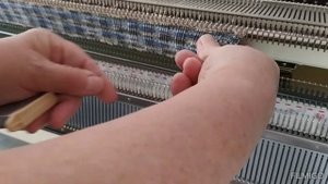 ПОДРОБНЫЙ МК ПО НОСОЧКАМ С РЕЗИНКОЙ НА МАШИНЕ БРАЗЕР 5 КЛАССА.