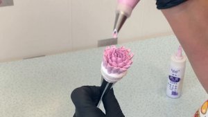 Торт с хризантемами(крем БЗК).