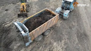 Полуприцеп РУФ. Работа с разбрасывателем органических удобрений.