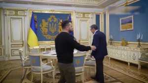 ВЛАДИМИР КУРСКИЙ  ЗА СВОИХ  ПРЕМЬЕРА КЛИПА ИЗ ВОЕННО ПАТРИОТИЧЕСКОГО АЛЬБОМА СЕРДЦЕ РОССИИ