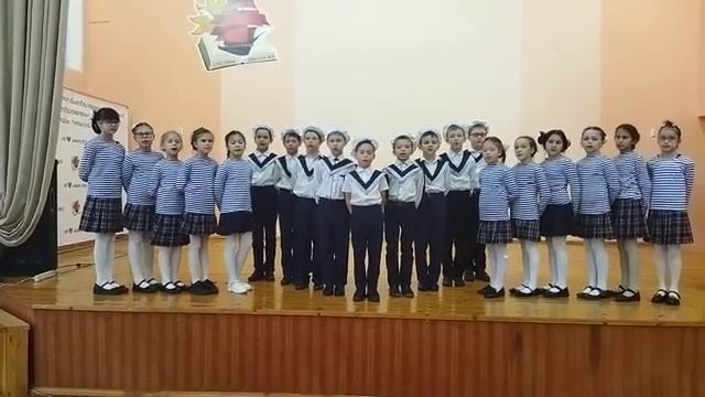 Детская песня «Наденем бескозырки»