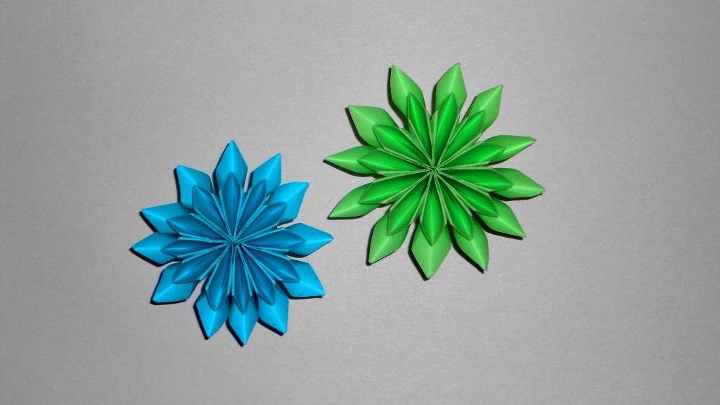 Как сделать Цветы из бумаги. Поделки оригами