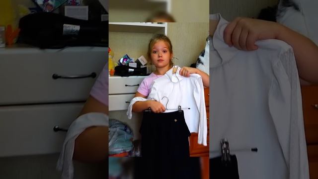Лера примеряет наряды #shorts