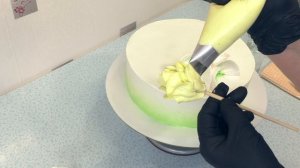 Торт с Каллами и Розами(крем БЗК).