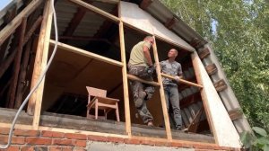 РЕМОНТ МАНСАРДЫ В ДАЧНОМ ДОМИКЕ/ФРОНТОН СВОИМИ РУКАМИ/ОБНОВЛЕНИЕ ФРОНТОНА ДАЧНОГО ДОМИКА