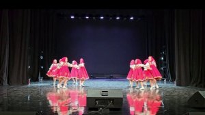 Пошла Маша во лесок