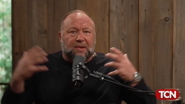 The Elites Can't Stop Elon Musk. Alex Jones Explains Why. смотреть онлайн