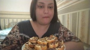 Бутерброды со шпротами