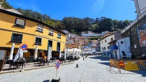 Кудильеро - одна из самых красивых рыбацких деревушек Испании  |  Cudillero, España - Spain