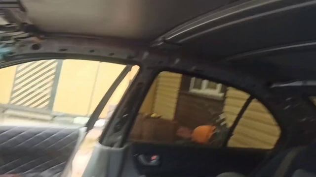 решил врезать люк в свою машину и вот как это было. #люк #проблемы #крыша смотреть онлайн