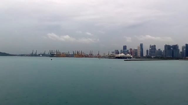 Стоим на бункеровке на рейде возле красивого Сингапура смотреть онлайн