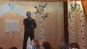 "Отчего так в России березы шумят"