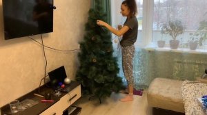 Бюджетный ремонт в коридоре/Проверяю Лайфхак из ТикТока/Убираю новогодние украшения,ёлку/Мотивация