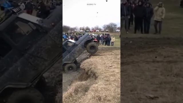 УАЗ #shorts #ссср #уаз #offroad #trending #funnyshorts #reels #top #tiktok #внедорожник #bigbrotv