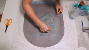 Декор валяной шапочки в технике "карвинг"