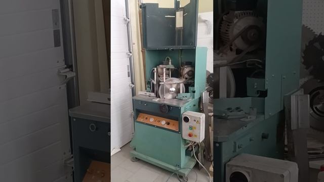 Усозарезной станок BREVETTI C16 смотреть онлайн