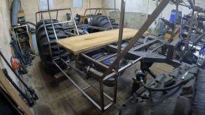 Строю вездеход-болотоход. Шины ви-203(1500х600).мосты Nisan patrol.Электроблокировки.Раздатка БТР 70