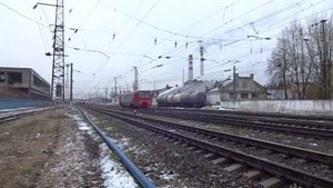 Рельсовый автобус РА1-0059 и электровоз ЭП1М-713 с пассажирским поездом
