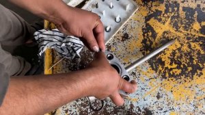 Как заменить масляные фильтры Caterpillar 950 ｜ Восстановление Caterpillar 950