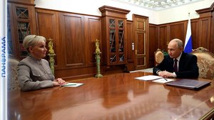 Владимир Путин предложил новую должность руководителю «Время героев» и матери погибшего бойца СВО