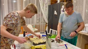 СЕМЬЯ ЖУКОВЫХ