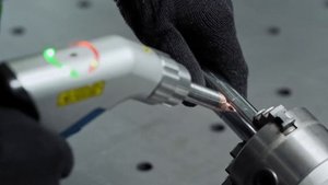 Автоматизированная лазерная сварка тонкостенной трубы