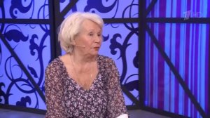 Хочет выселить из квартиры своего соседа