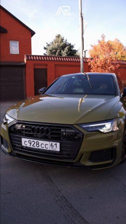 Всем привет👋

Начинаем наши будни с красивых осенних кадров Audi A6