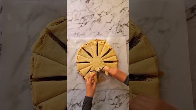 Пирог с маком. Подробный рецепт в отдельном видео. #выпечка #пирог #пирогсмаком #лепка #формовка