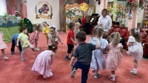 Песня для детей  "Дождик на дорожке"