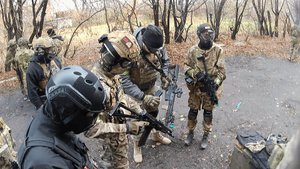 Страйкбол. Заключительная игра в этом году на полигоне "Штурм". Часть 1.