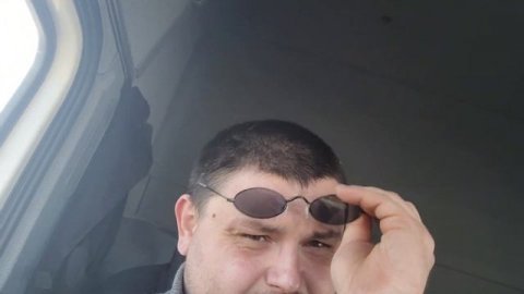 Купил Камаз. дырявый бак. сухие тапочки