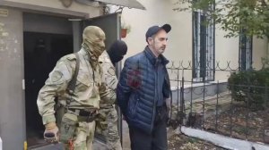 В Севастополе задержали мужчину за публикации нацистской символики и недостоверной информации