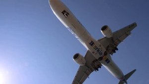 Тель-Авив - Батуми. Embraer 190-200AR-195AR (4X-EMF). Споттинг в Батуми.