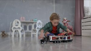 Игрушечные машинки серии "Гоночный трек"