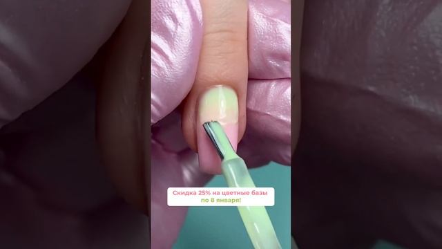 Мастеру на заметку  пробовала такой способ? #градиент #маникюр