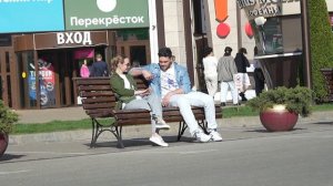 Как знакомиться и общаться  с девушкой, когда есть помехи?
