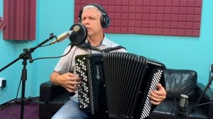 Горячий Баян - Вот Опять Окно