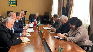 Вице-премьер Нариман Абдулмуталибова районда заседание кьиле тухвана.