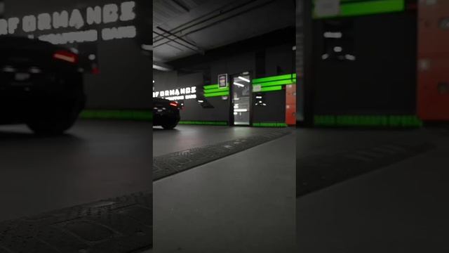 Lamborghini huracan оклейка в два слоя виниловую пленку и полиуретан с разработкой дизайна