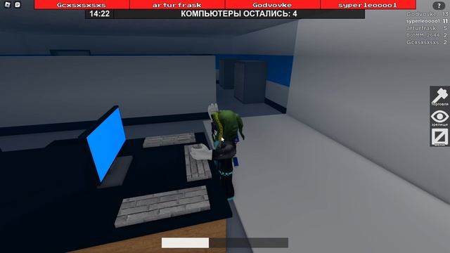 Играем во Flee the Facility смотреть онлайн