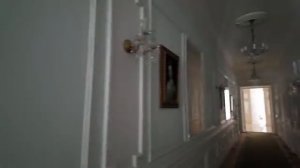 Нашли старинный особняк в лесу с ЦАРСКИМИ интерьерами - Заброшенный отель