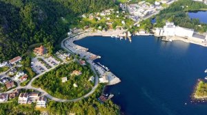 3786220-uhd_3840_2160_30fps