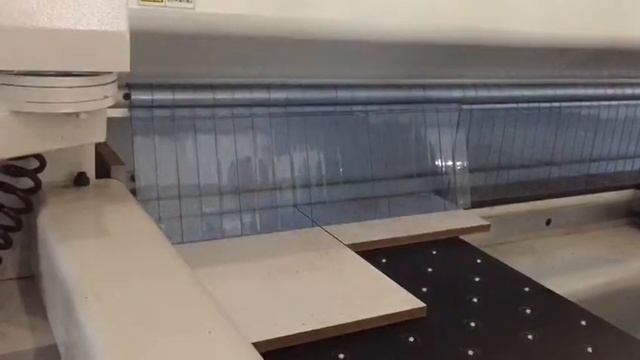 Форматно-раскроечный центр с ЧПУ KDT смотреть онлайн